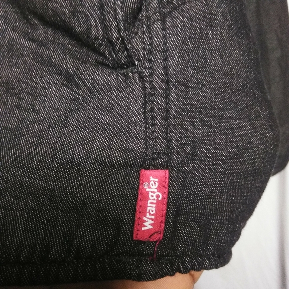 Wrangler Sherpa Lined Denim Shacket - Picture 5 of 9